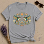 Two Hummingbirds in the Garden — Botanical Floral Wreath T-Shirt for Women in Sport Grey