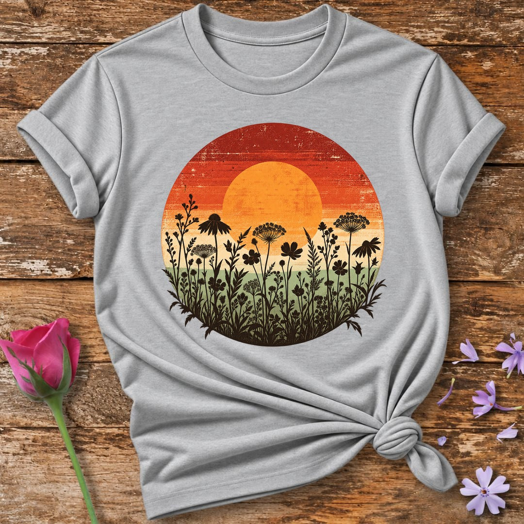 Wildflower Sunset Silhouette — Retro Distressed Botanical T-Shirt for Women in Sport Grey